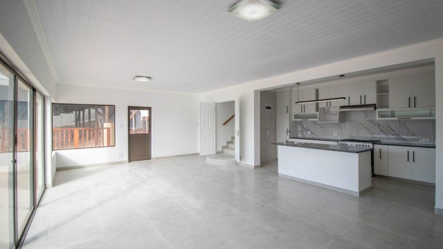 3 Bedroom Property for Sale in Fraaiuitsig Western Cape